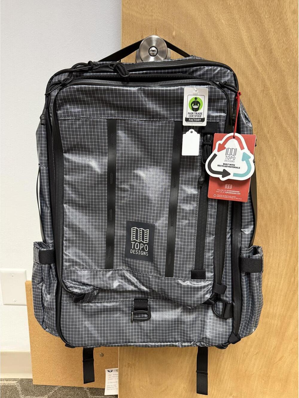 Topo Designs Global Apex Travel Bag 30L Black Grid